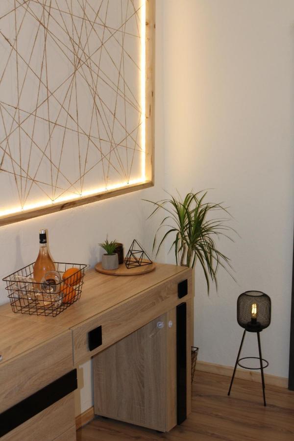 Charcoal Thirteen Apartment Кавала Екстериор снимка