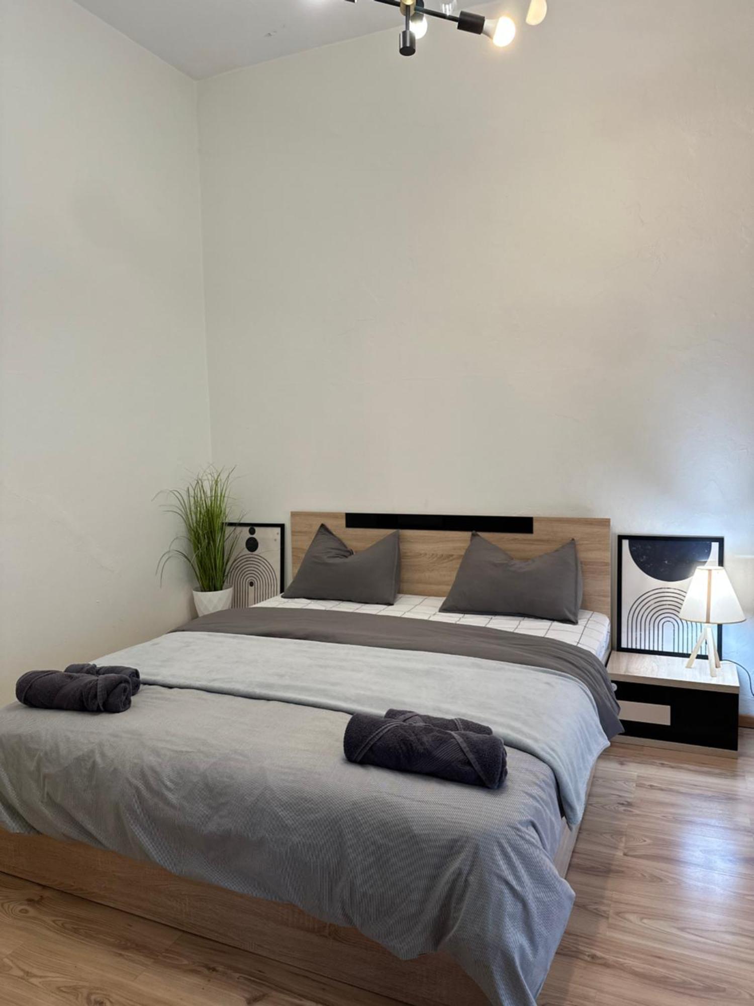 Charcoal Thirteen Apartment Кавала Екстериор снимка